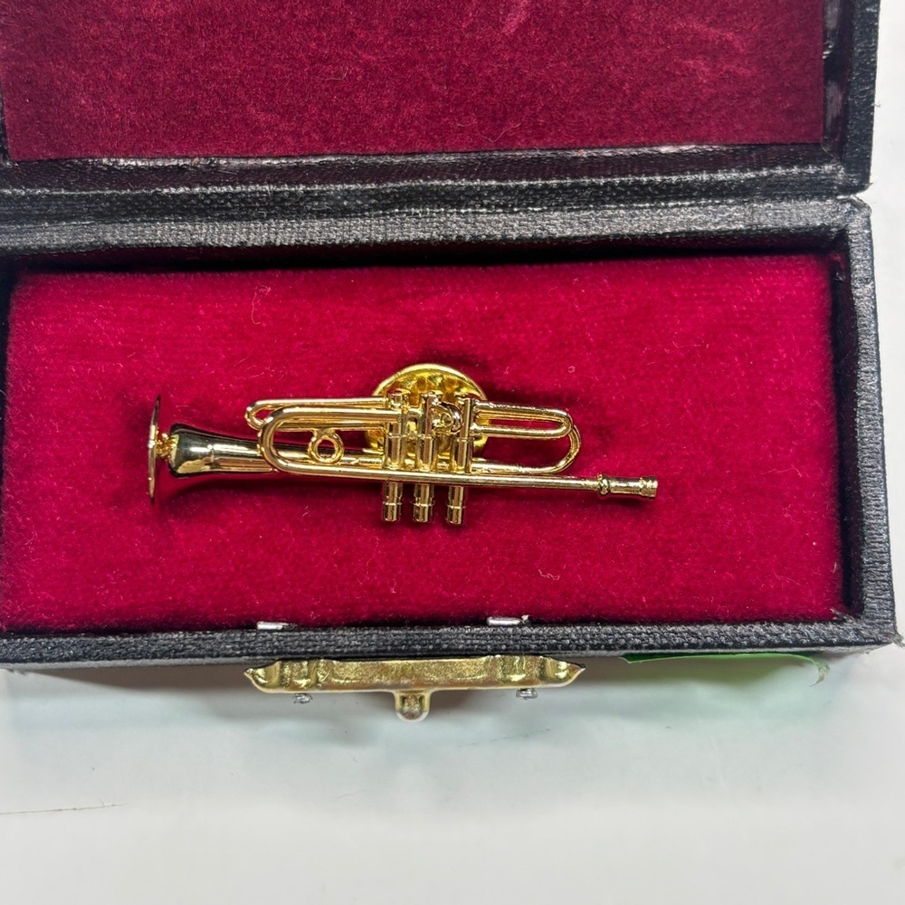 Vintage BAND Trumpet Tie Tack Pin Men Costume Jewelry in Display Box - Picture 3 of 11